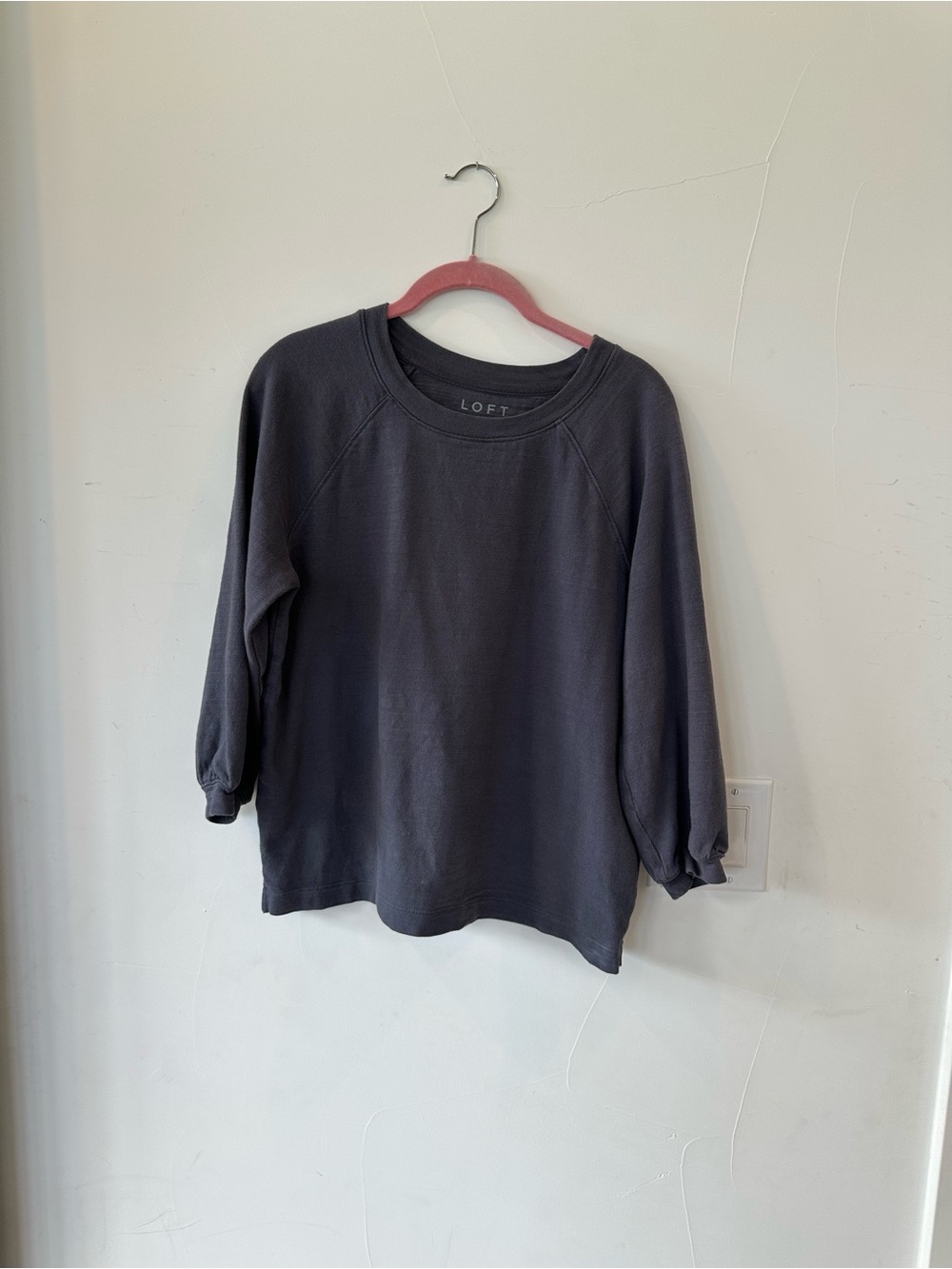 LOFT Gray Pullover Top
